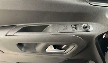Peugeot Partner N BEV 50KWH 136 800KG STANDARD MIRROR RADAR AR CARGA 11KW lleno
