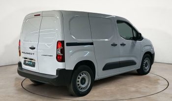 Peugeot Partner N BEV 50KWH 136 800KG STANDARD MIRROR RADAR AR CARGA 11KW lleno