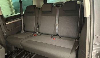 Peugeot Traveller LONG 2.0 BLUEHDI 180 EAT8 BUSINESS 9PL MIRROR LL17 RADAR AR PACK CLIMA lleno