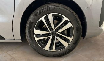 Peugeot Traveller LONG 2.0 BLUEHDI 180 EAT8 BUSINESS 9PL MIRROR LL17 RADAR AR PACK CLIMA lleno