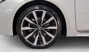 Toyota Corolla 200H Style EditionTouring Sport lleno