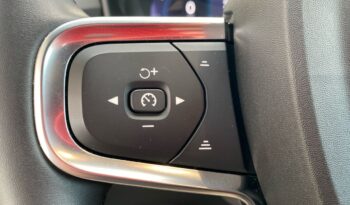 Volvo XC40 Core, B3 Mild Hybrid, Gasolina lleno