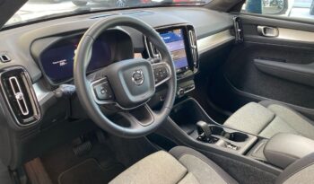 Volvo XC40 Core, B3 Mild Hybrid, Gasolina lleno