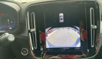 Volvo XC40 todoterreno 2.0 B3 CORE AUTO 5P lleno