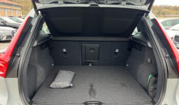 Volvo XC40 todoterreno 2.0 B3 MHEV PLUS DARK DCT 5P lleno