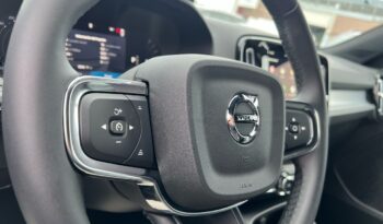 Volvo XC40 todoterreno 2.0 B3 MHEV PLUS DARK DCT 5P lleno