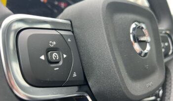 Volvo XC40 todoterreno 2.0 B3 MHEV PLUS DARK DCT 5P lleno