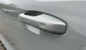 Volvo XC40 todoterreno 2.0 B3 MHEV PLUS DARK DCT 5P lleno