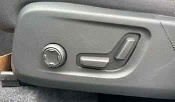 Volvo XC40 todoterreno 2.0 B3 MHEV PLUS DARK DCT 5P lleno