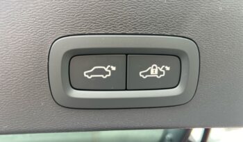 Volvo XC40 todoterreno 2.0 B3 MHEV PLUS DARK DCT 5P lleno