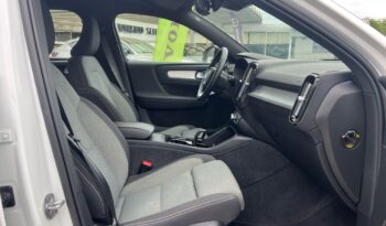 Volvo XC40 todoterreno 2.0 B3 MHEV PLUS DARK DCT 5P lleno